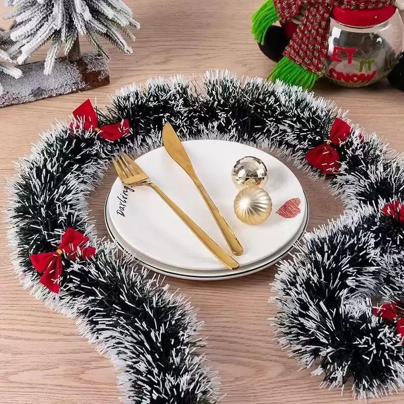 Encrypted Dark Green And White Bordered Christmas Frilly Stripe Decorations Madder Garlands And Wire Wreaths