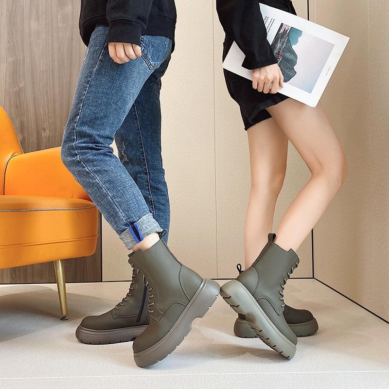 Martin boots women's spring and autumn new leather British thick-soled medium boots couple men's retro locomotive boots