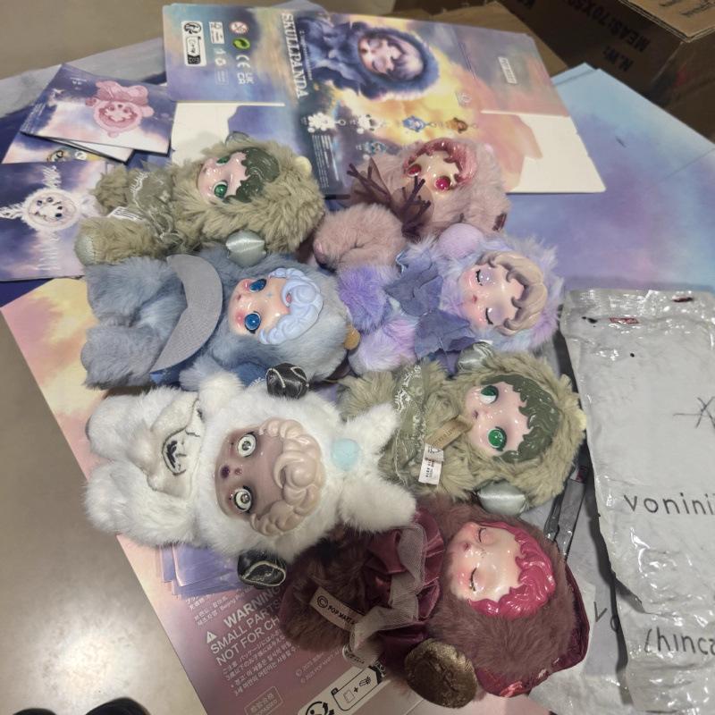 SKULLPANDA Light Weaving Garden Series SP Second Generation Plush Pendant Blind Box with Vinyl Face, High-quality Plush