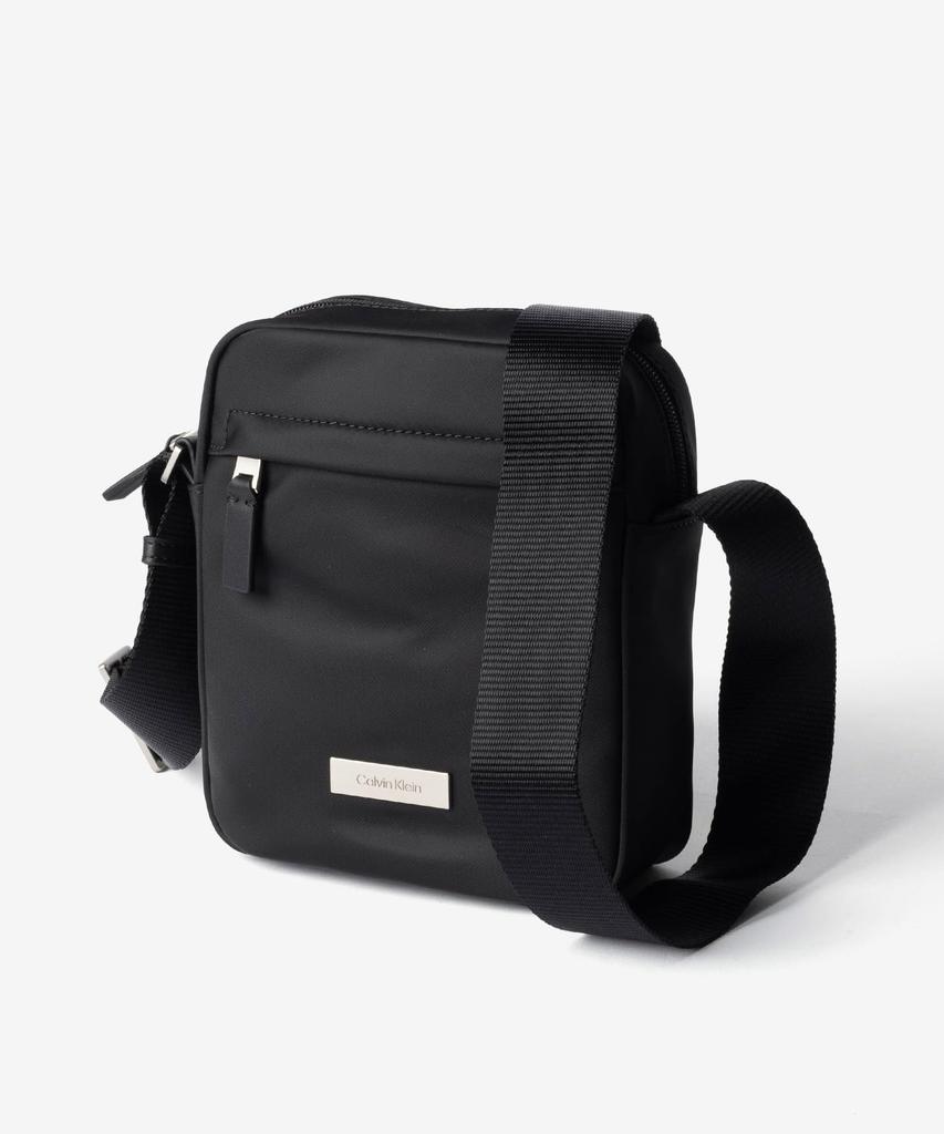 Shoulder Bag LV04D3180G SLEEK REPORTER [Calvin Klein] Men's BLACK/Black [Used]
