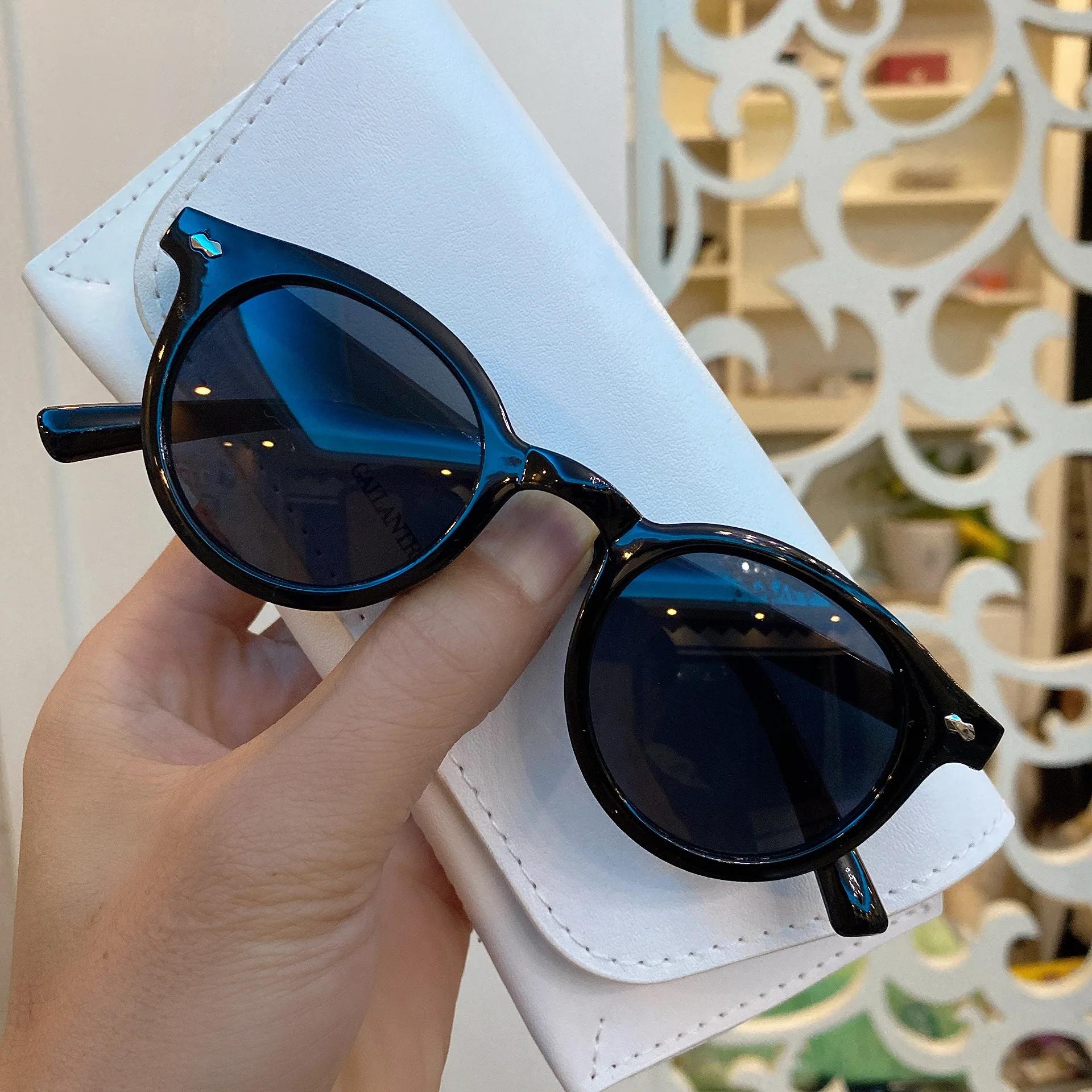 

New ladies Sunglasses Fashion Big Round Sun Glasses for Female Oversized Shades Vintage Jelly Color Pink Sunglass UV400 1PC