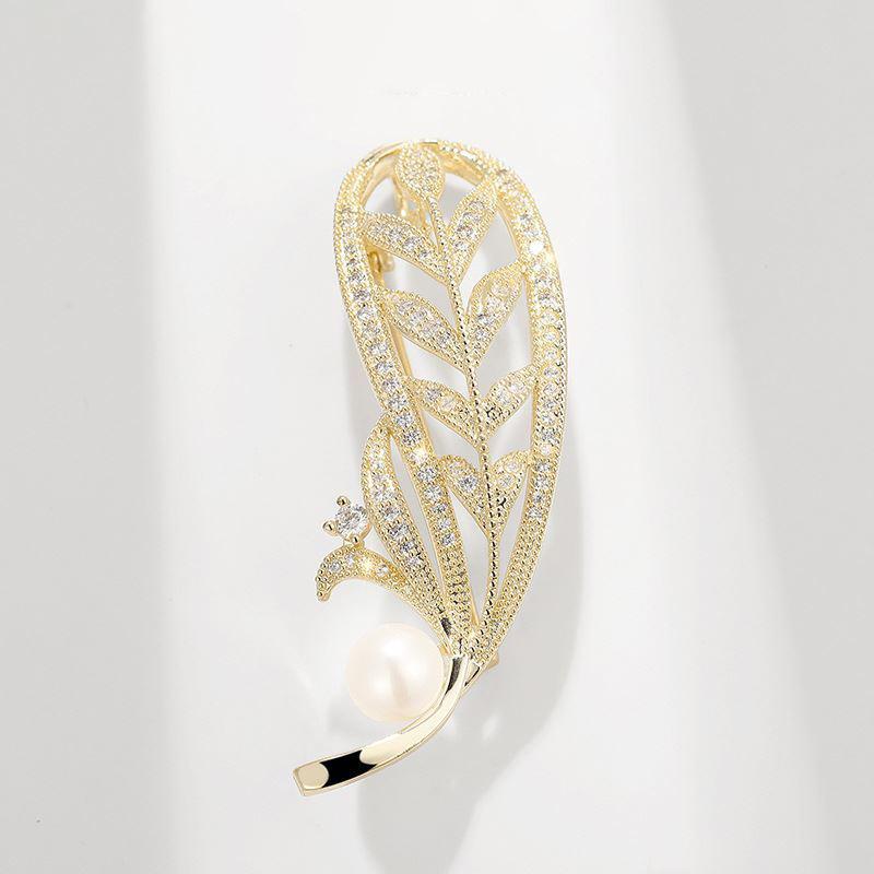 Elegant Wheat Ear Alloy Brooch: High-Grade Pin for Coats and Suits