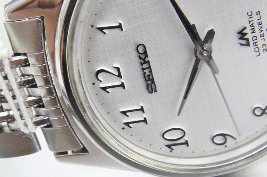 manufactured in SEIKO LORD MATIC automatic wristwatch with 23 original bracelet in excellent A top-of-the-line Japanese-made watch, 1974 men's
