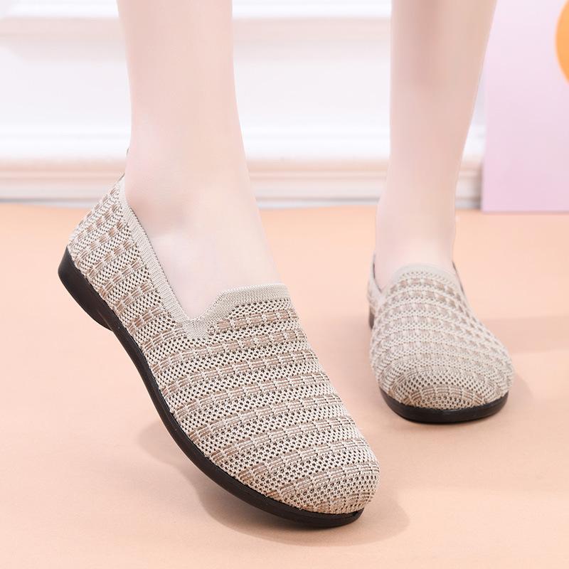 New Soft Soled Cloth Shoes for Women, Comfortable To Wear on One Foot, Lazy Shoes, Casual and Versatile Mom Shoes