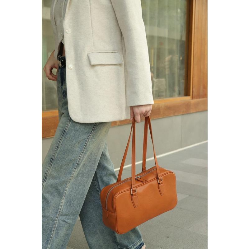 Vintage Underarm Bag Bowling Bag Tote Bag Original Niche Head Layer Cowhide Women's Bag High-grade Leather