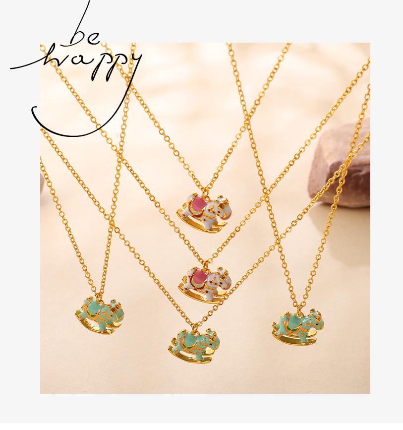 Retro Style Colorful Wooden Horse Necklace for Kids - Unique and Eye-catching Design