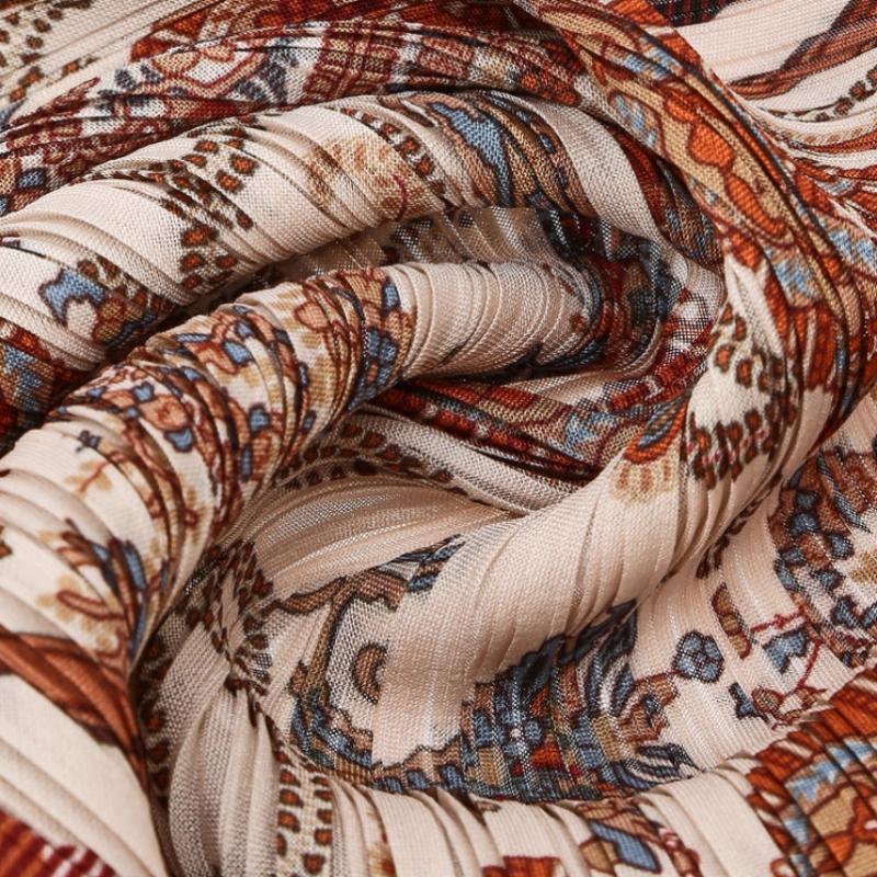 Daks Brown Paisley Scarf Dcsc6e421w2