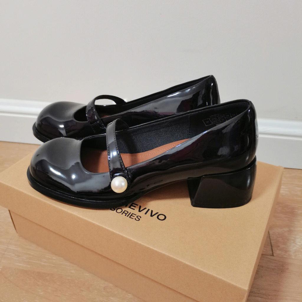 Vintage Mary Jane Single Shoes Pearl Round Head Small Leather Shoes with Thick Heels