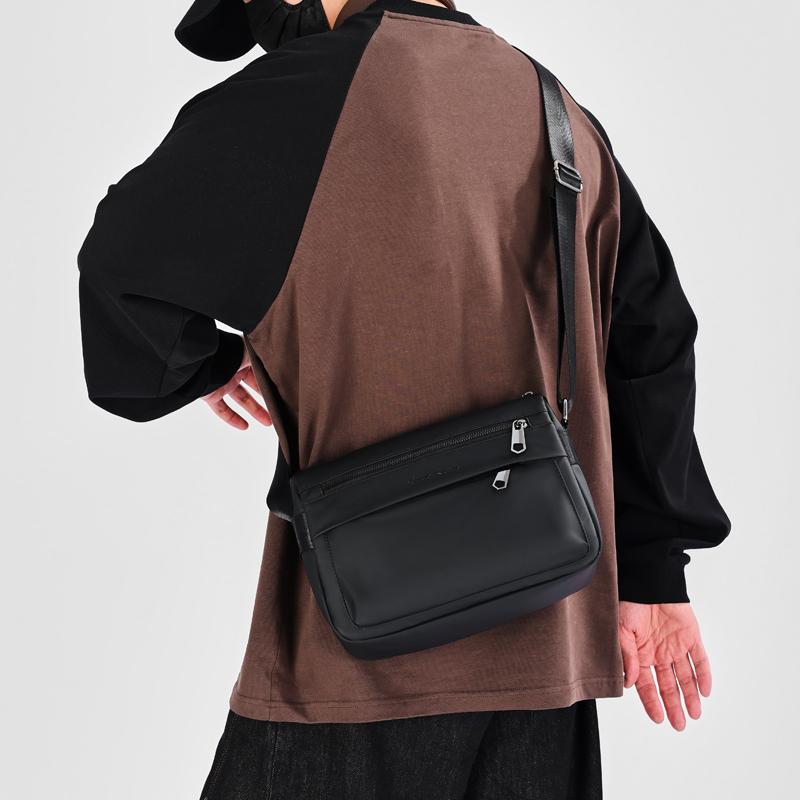 Men's Crossbody Bag Business Travel Shoulder Bag Outdoor Water-repellent Commuter Bag