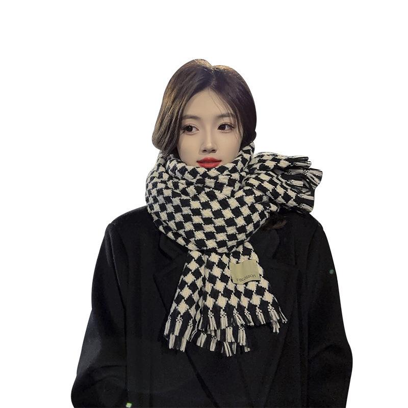 Soft Waxy Rhombus Small Plaid Ins Scarf Women's Winter New Korean Version Versatile Student Shawl Warm Scarf