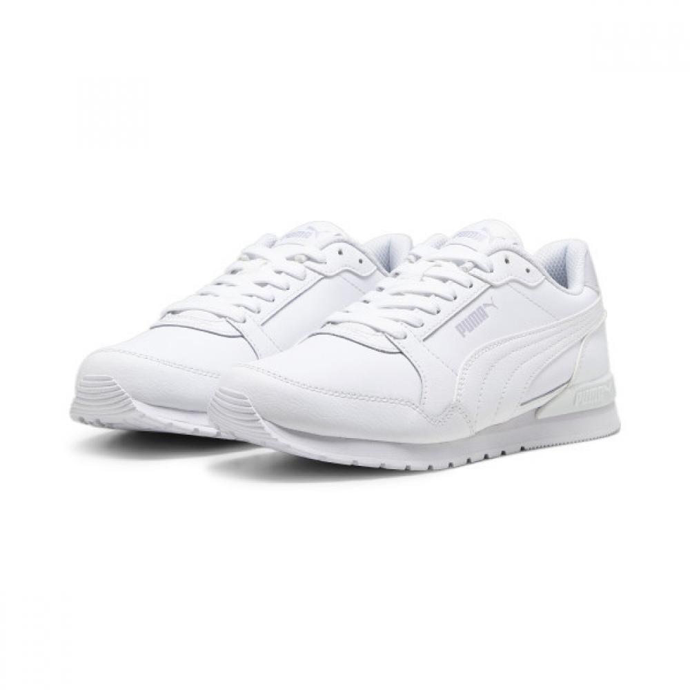 

Официальный участник забега Puma St. 225
