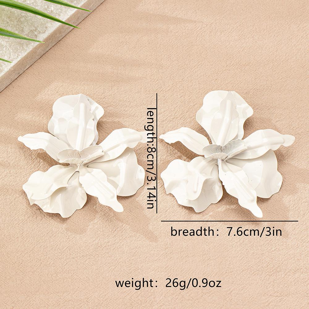 

Элегантные серьги-пусеты в виде неправильных цветов: Шикарный европейский и американский модный дизайн