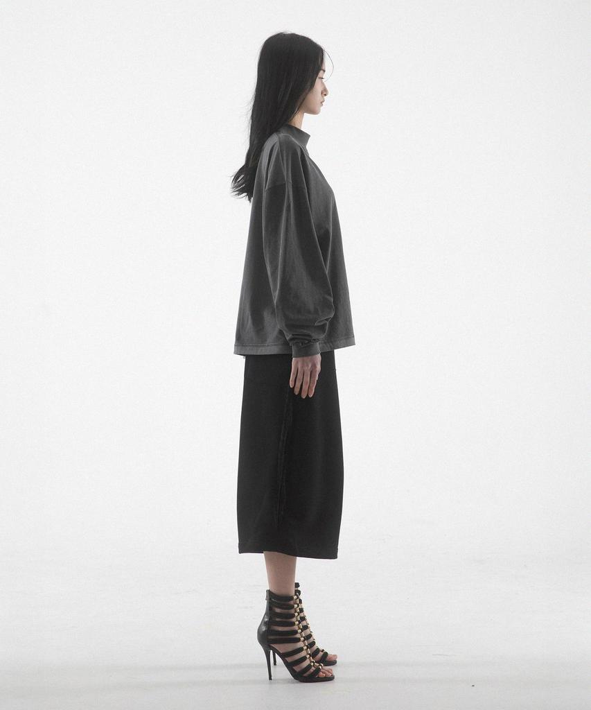 Paensyo Scissors Tuck See-Through 3/4 Pants - Black