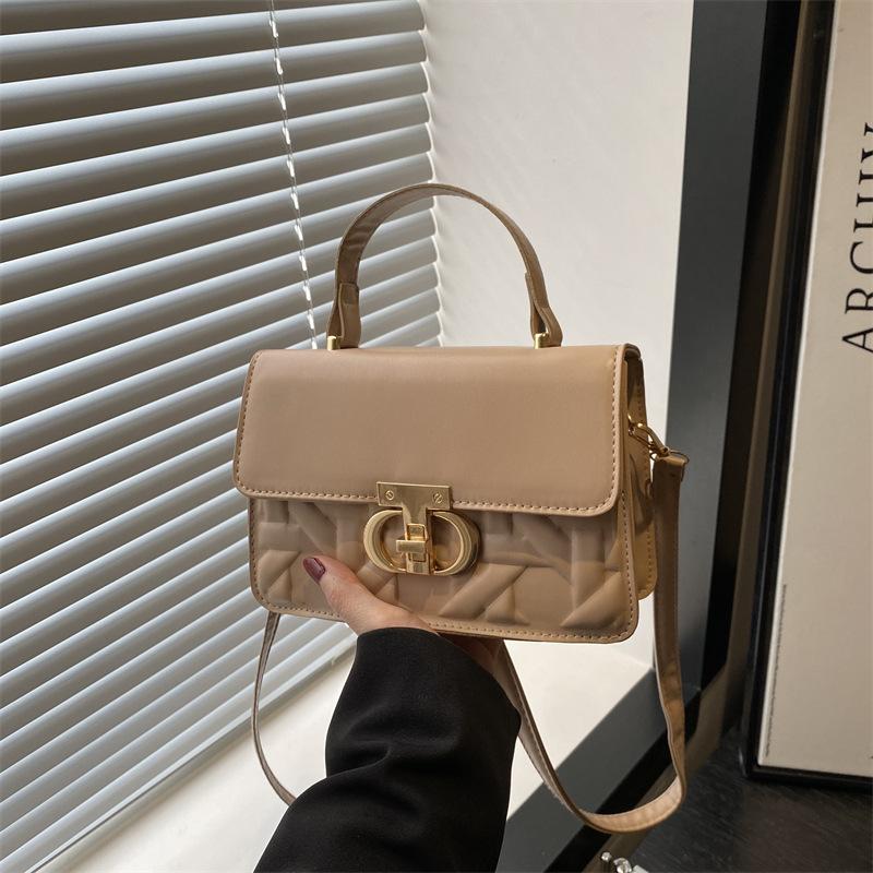 Retro handbag women's 2025 new spring fashion small square bag casual shoulder bag foreign style armpit bag