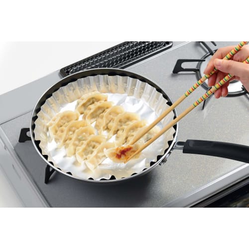 Alphamic Aluminiumbleche für 26 cm Bratpfannen, Silber, ca.. 21,1 cm Bodendurchmesser x 3,7 cm Höhe, Silikonbeschichtet, Antihaftbeschichtet, Hält Gegrillten Fisch C