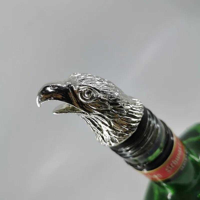 1 Stück Tierkopf-Weinausgießer Zinklegierung Hirsch Elch Löwe Leopard Wolf Adler Drache Wein-Ausgießstutzen Verschluss Club Bar Zubehör
