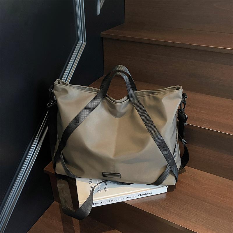 

New men s shoulder business travel bag large capacity fashion shopping travel duffel bag women s maternity sports fitness bag серый