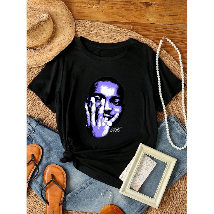 Men s Santan Dave Graphic T-Shirt - Soft Breathable Crew Neck Short Sleeve Tee with Santan Dave Print, Slightly Stretched Fit Casual Streetwear Top, S