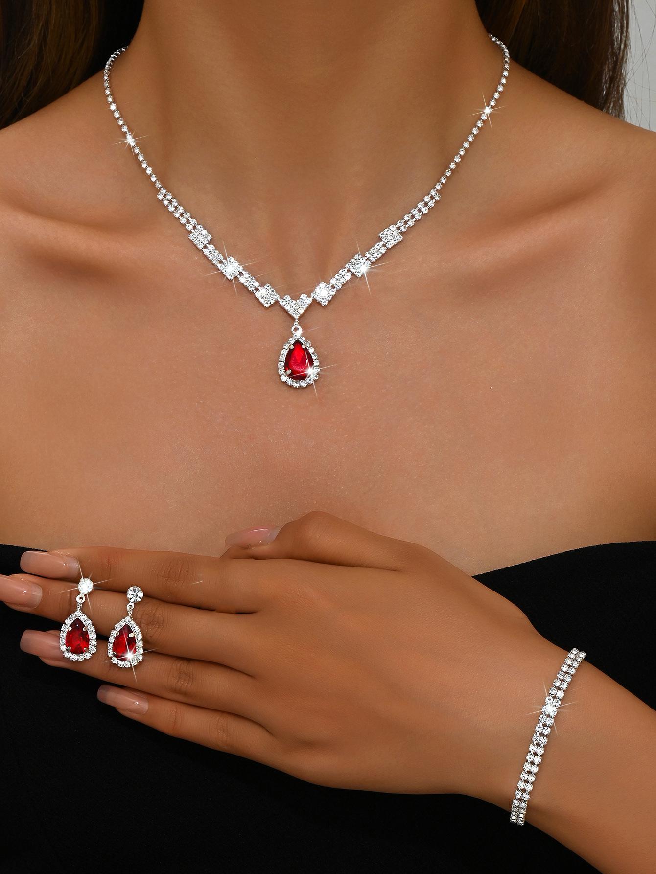 

Комплект свадебных украшений из драгоценных камней королевского синего цвета: Посеребренное колье, серьги, браслет и кольцо