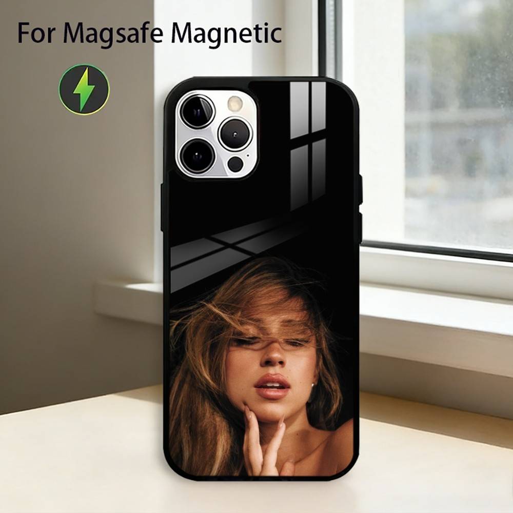 

Cute Lola S-Singer Indigos Phone Case For iPhone17,16,15,14,13,12,11 Plus,Pro Magnetic For Magsafe Wireless Charging iPhone16PROMAX