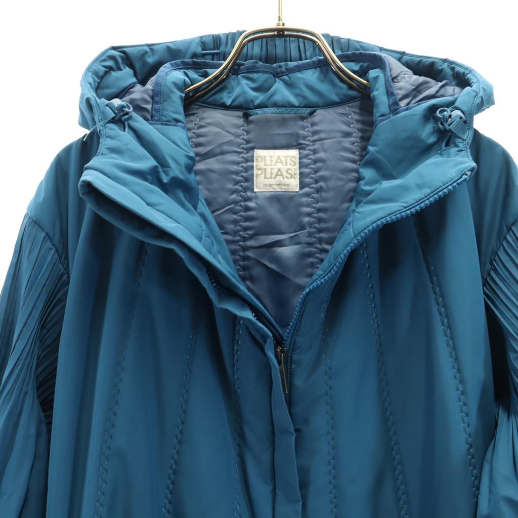 PLEATS PLEASE ISSEY MIYAKE. Made In Japan Batting Coat Blue Women Used