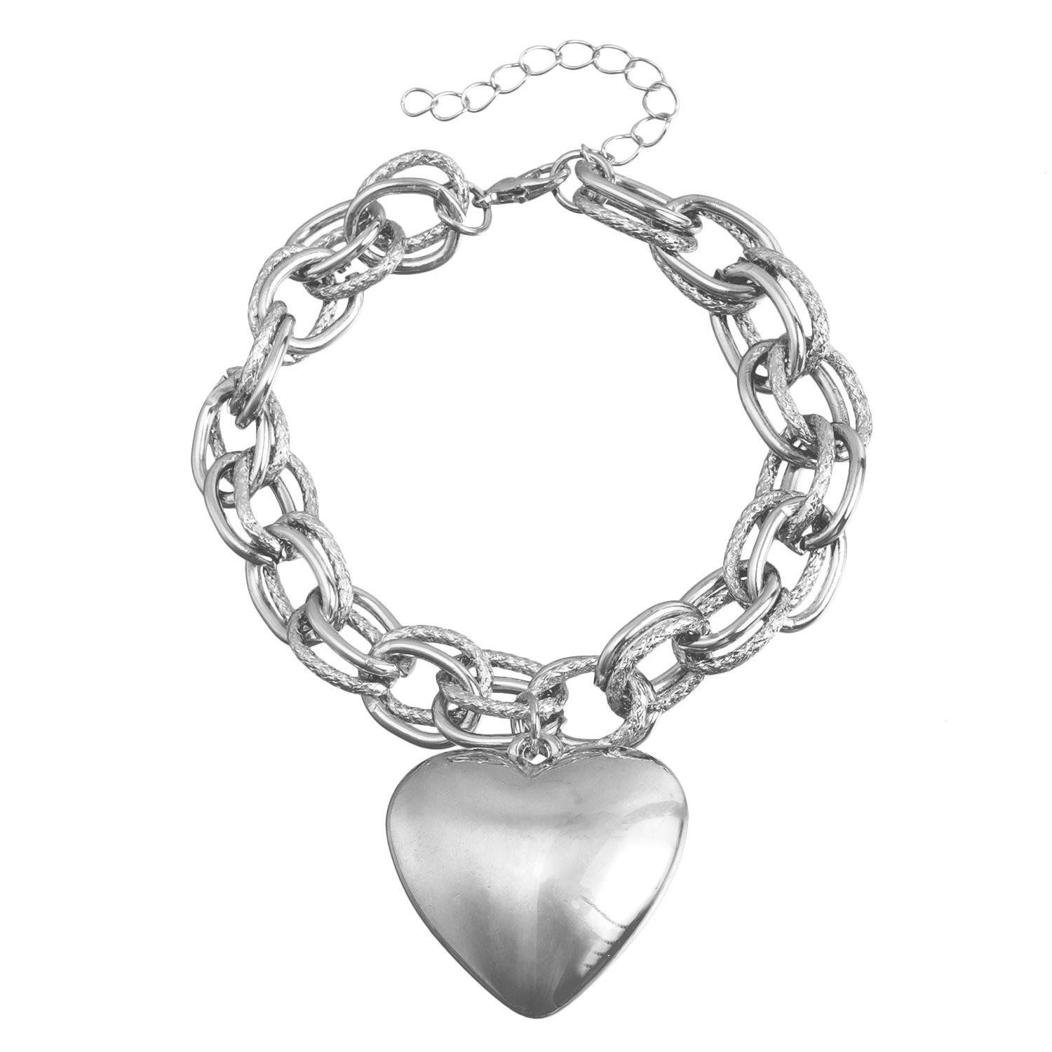 

Chunky O-Chain Heart Pendant Necklace: European & American Cool Style with Exaggerated Hollow Peach Heart Design