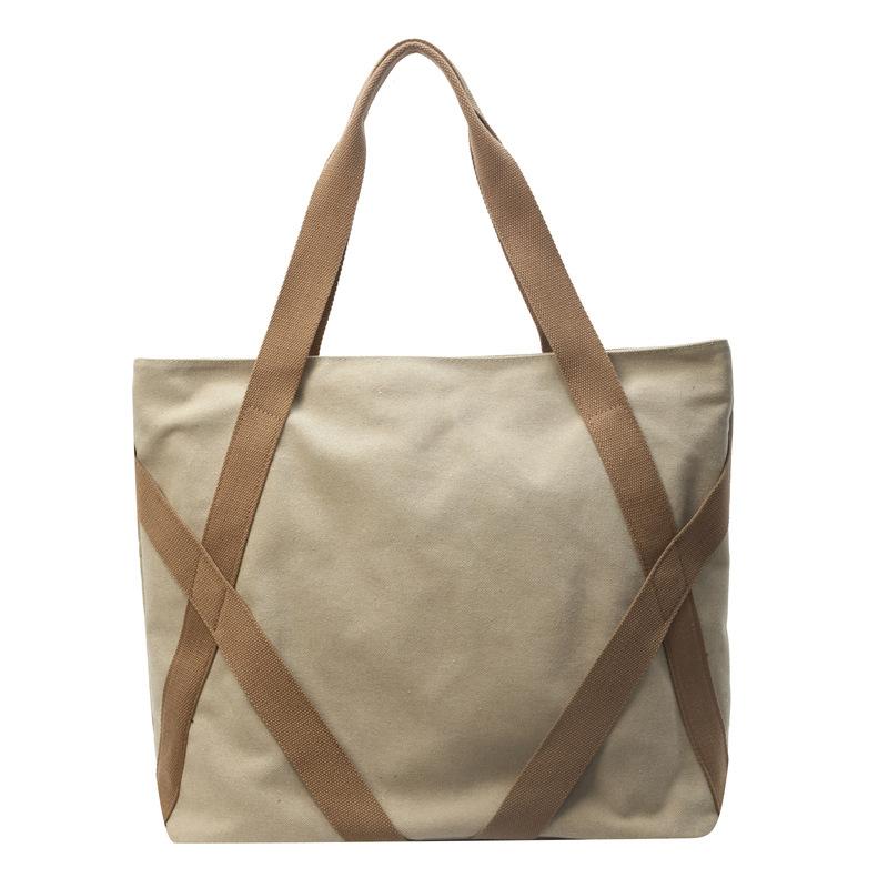 

Проста полотняна жіноча сумка для покупок. Дорожня сумка через плече хакі