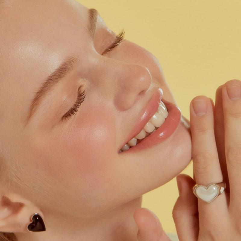 Tatiana Colored Heart Bold Ring CR1802