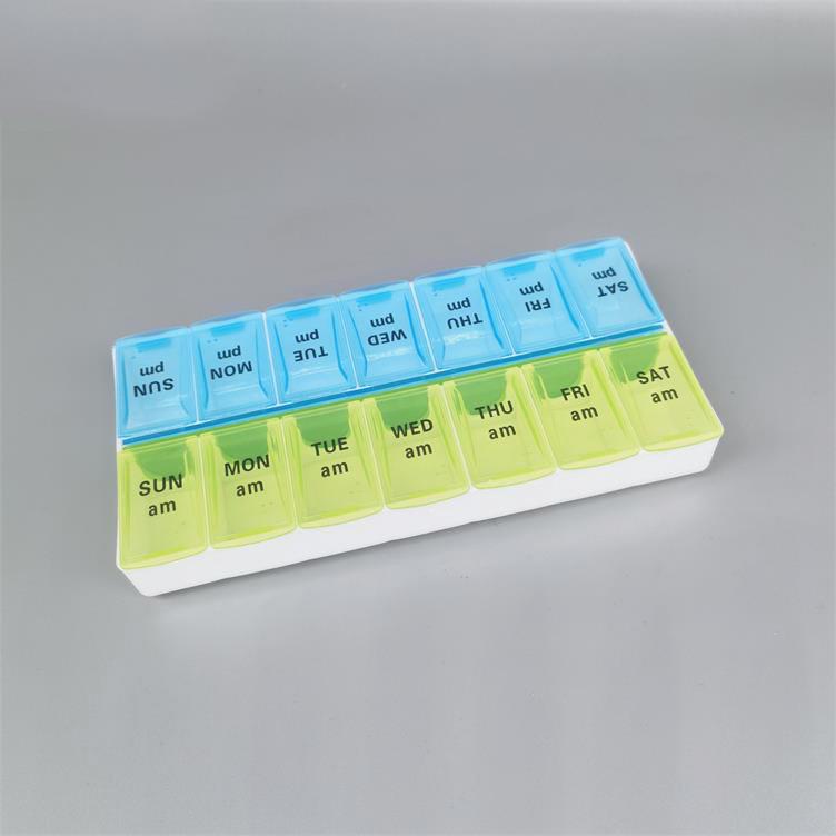 Pilulier à double rangée à 14 compartiments avec braille pour la gestion hebdomadaire des médicaments matin/soir