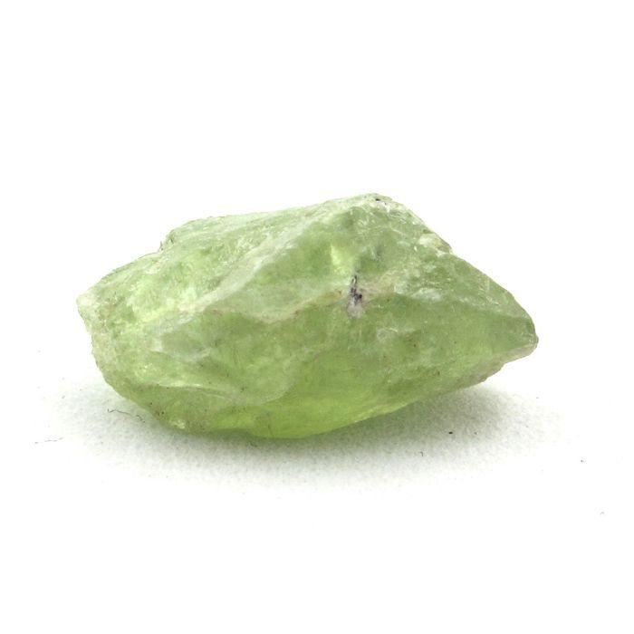 Pierres et Minéraux. Peridot. 4.34 ct. Almklovdalen, Vanylven, Norvège.