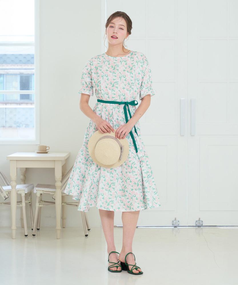 LBYL White Flower Belted Puff Sleeve Dress