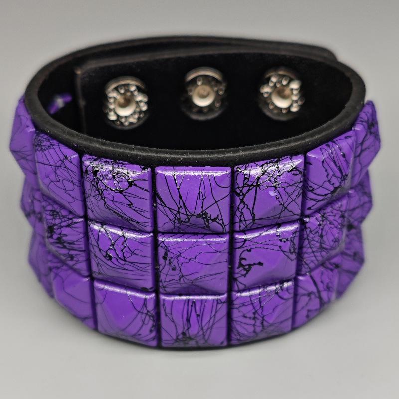 Europäisch-Amerikanisches Punk Niet Mehrfarbiges Lederarmband – Herren Breiter PU Armreif