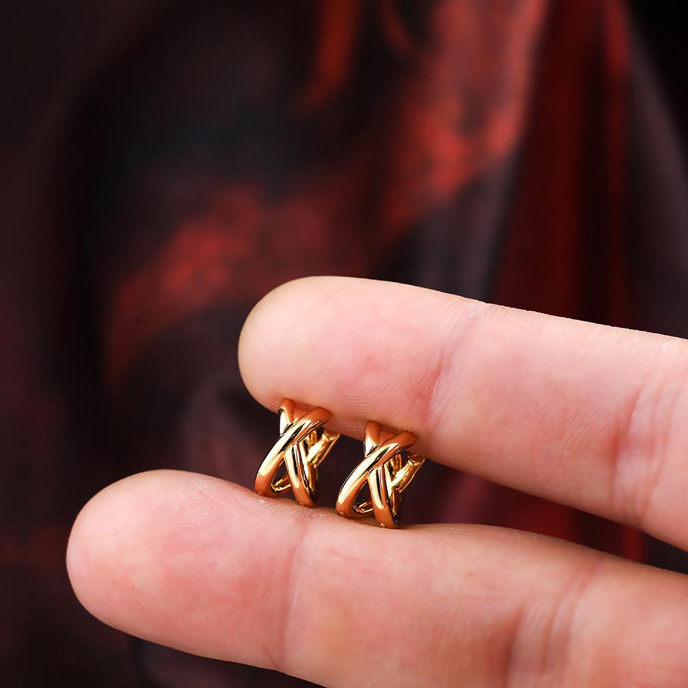Pendientes Huggie Hoop Pequeños Cruzados Colores Oro Plata para Mujer Mini Hebilla Pequeña para Oreja Pendientes para Piercing de Cartílago Joyería Punk