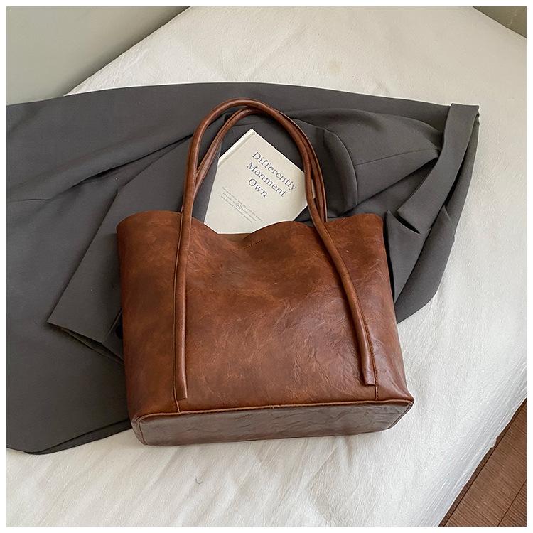 Niche Fashion Bag Women's New Trend Portable Bucket Bag Retro Simple Shoulder Bag Women