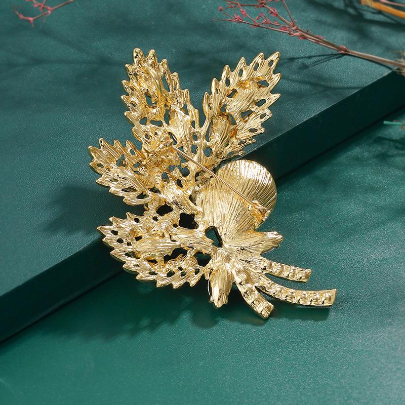 Woman's Vintage Rhinestone Crystal Flower Leaf Pendant Brooch Pin Jewelry Corsage Wedding Gift