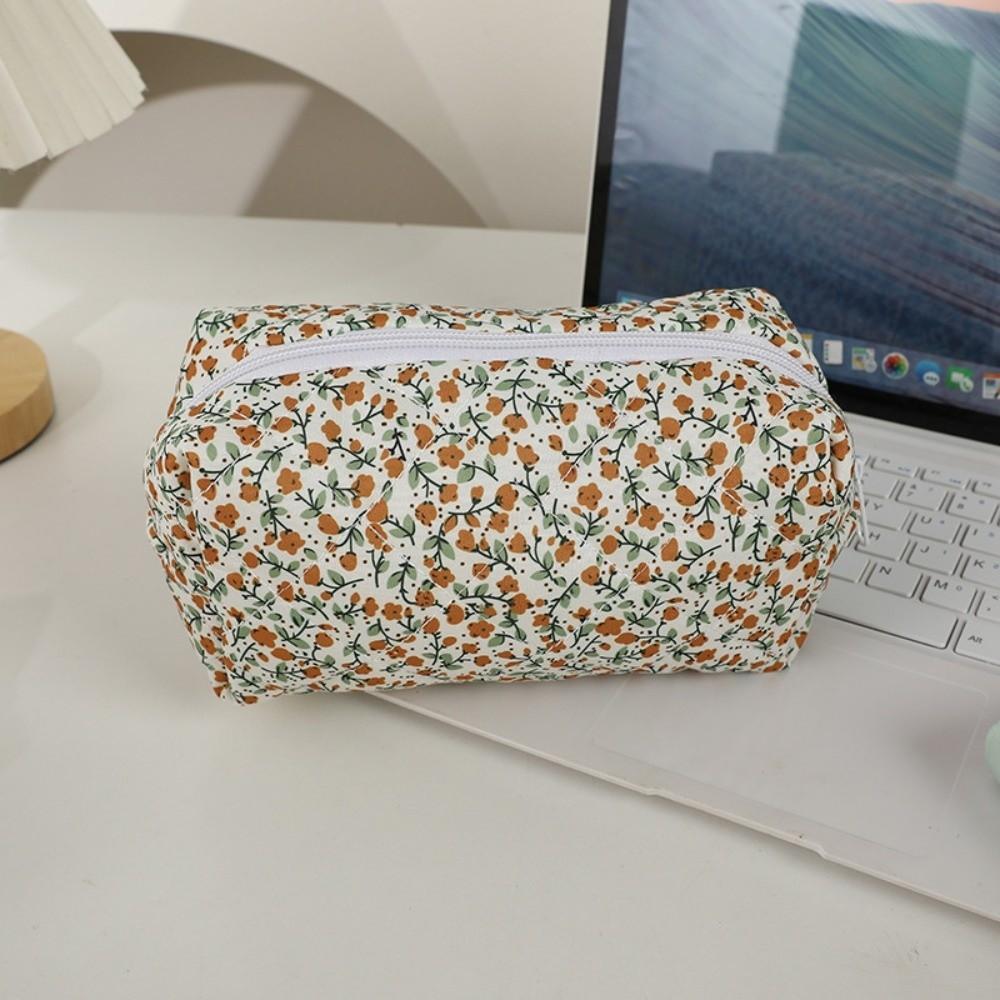 Portable Quilted Cotton Makeup Bag Flower Printed Large Capacity Travel Toiletry Bag Cosmetic Organizer for Women