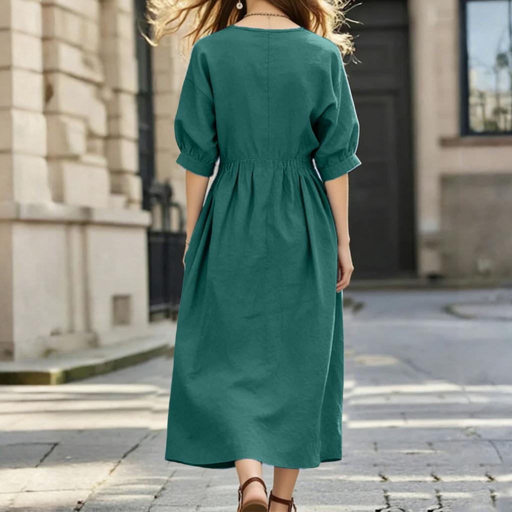 Modisches, lässiges Damenkleid in verschiedenen Farben