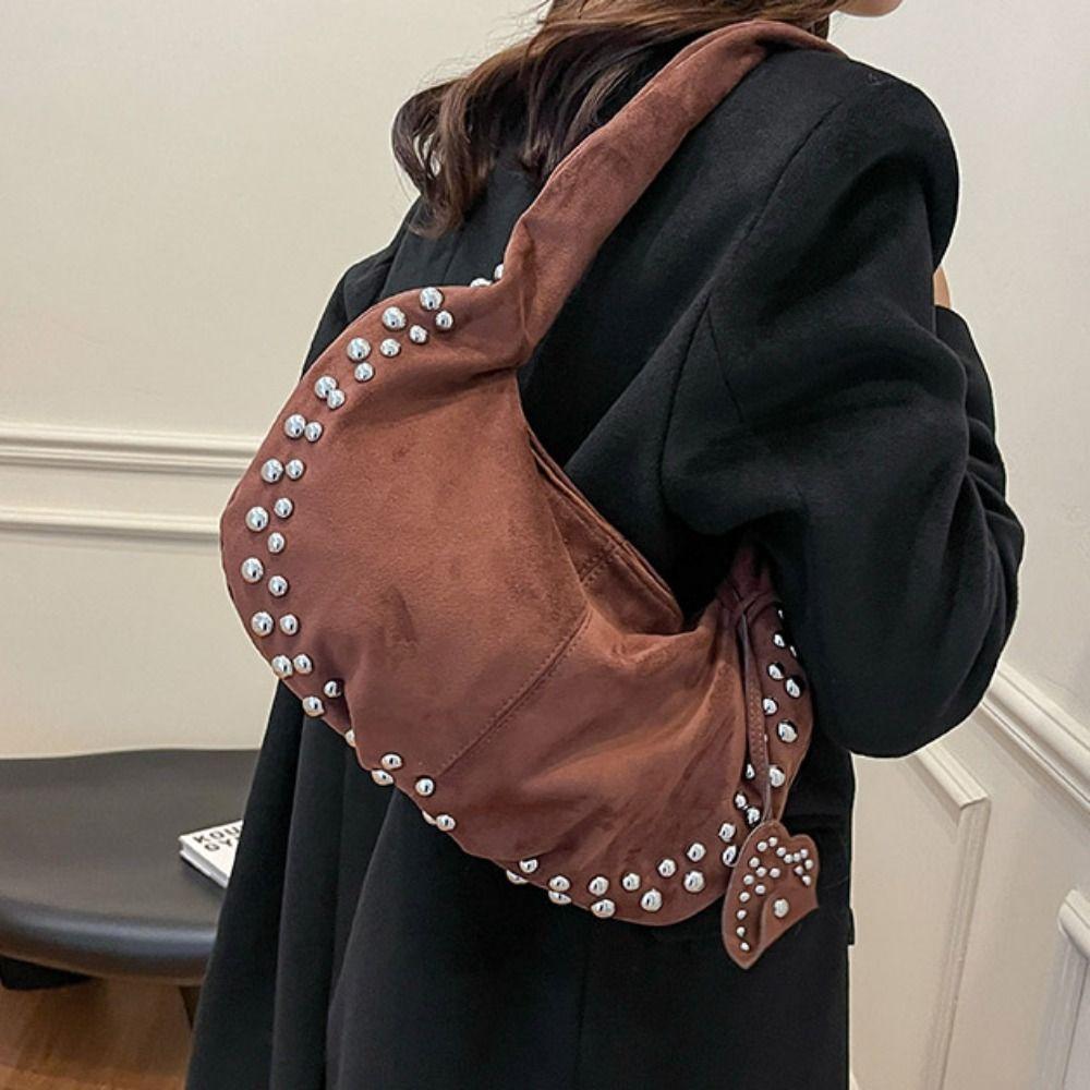 Large Capacity Locomotive Style Underarm Bag Fashion Design Rivet Shoulder Bag  Girls