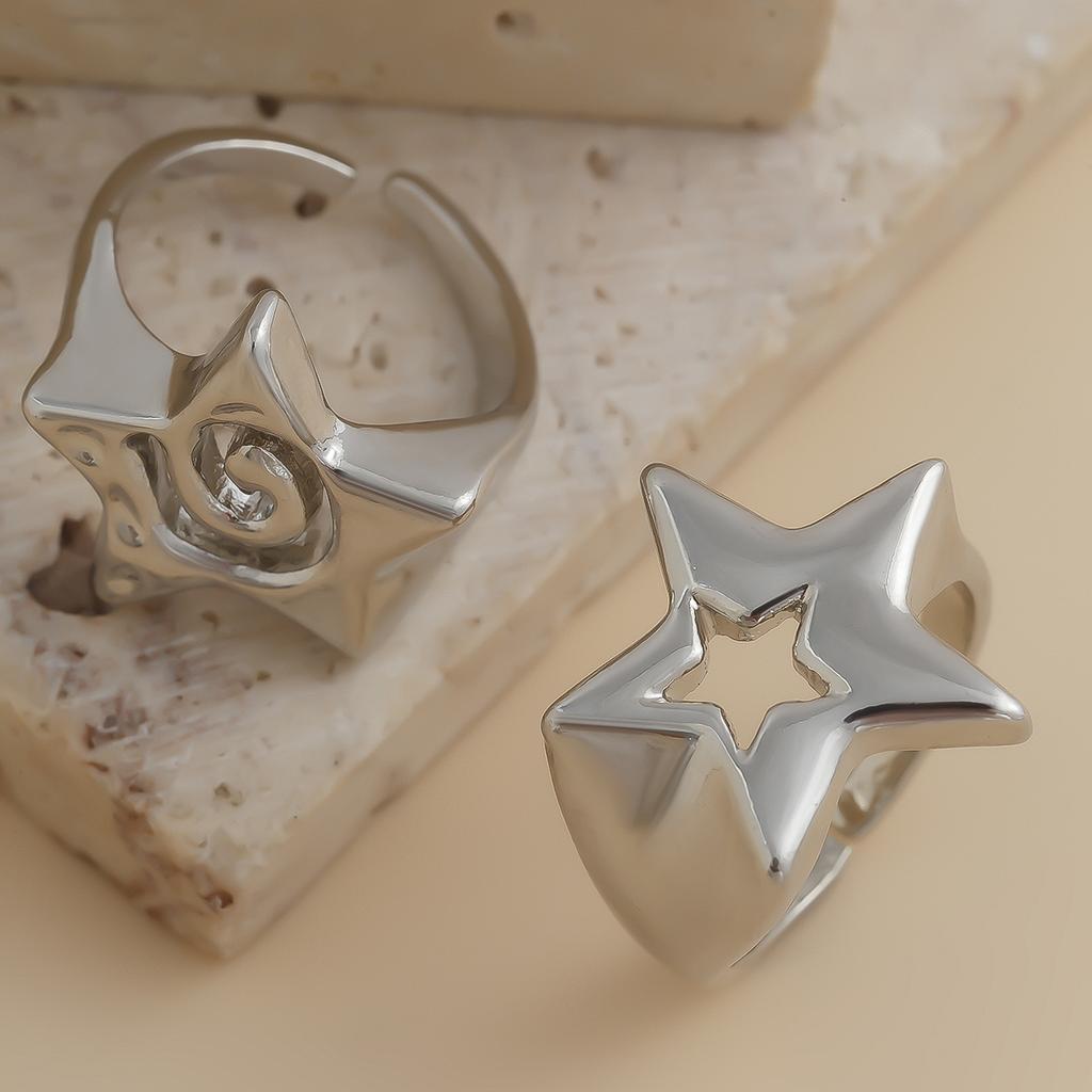 Ladies' Hip Hop 3D Star Ring, Hollow Pentagram Wide Ring, Girls' Party Personalized Jewelry Accessories