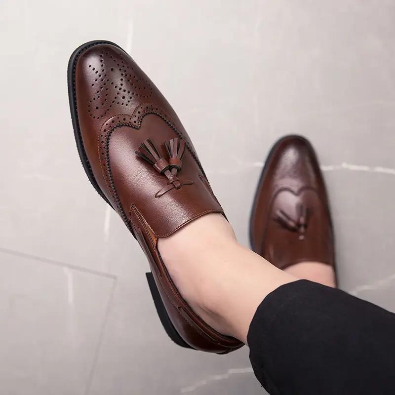 Fashion Tassel Carving Loafer Shoes Men Slip on Driving Moccasins Mens Comfortable Leather Shoes Men Wedding Shoes Fashion Casual Shoes