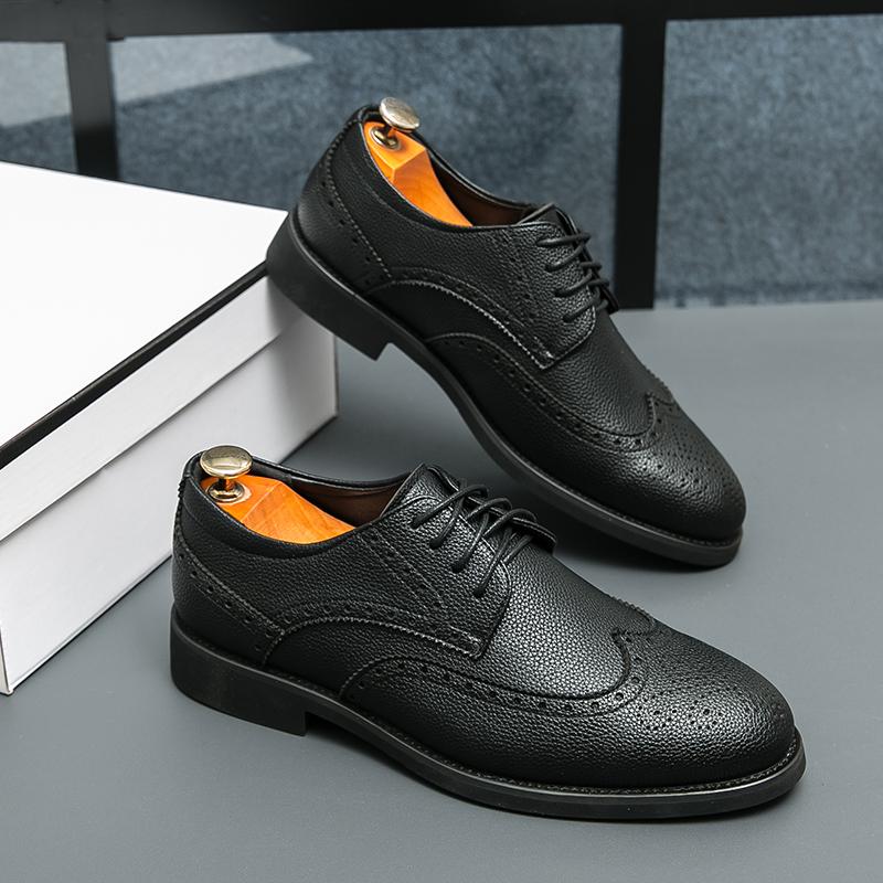 

Брендовая мужская кожаная повседневная обувь высокого класса, трендовые синие броги, классическая новая офисная мужская деловая обувь, толстая подошва 46 чёрный