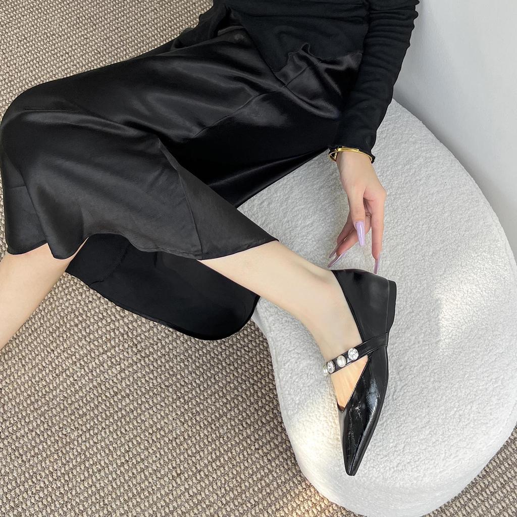 Spring & Autumn Beaded Strap Pointed Toe Mary Jane Shoes for Women