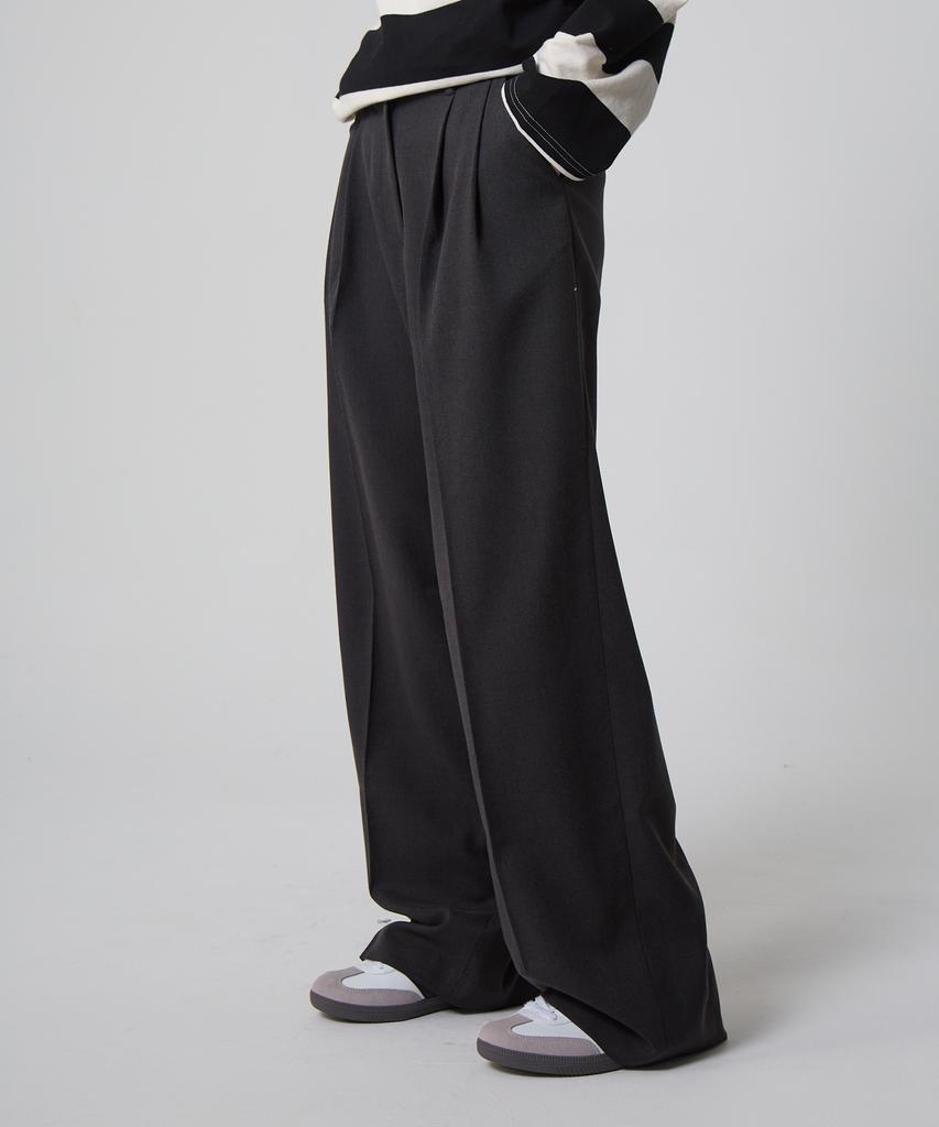 UNKNOWN PLANET Double-Pleat Wide Slacks Charcoal