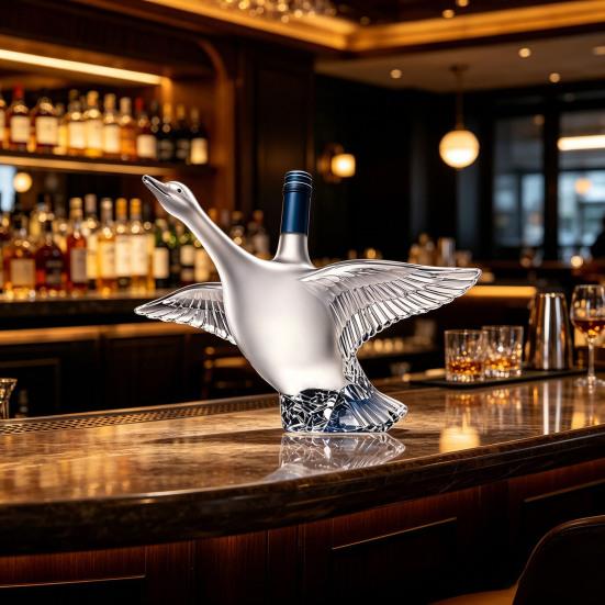 Goose Bird Shape Whiskey Decanter, 3D Glass Animal Liquor Bottle for Bar Display, 350ml Art Wine Dispenser for Home