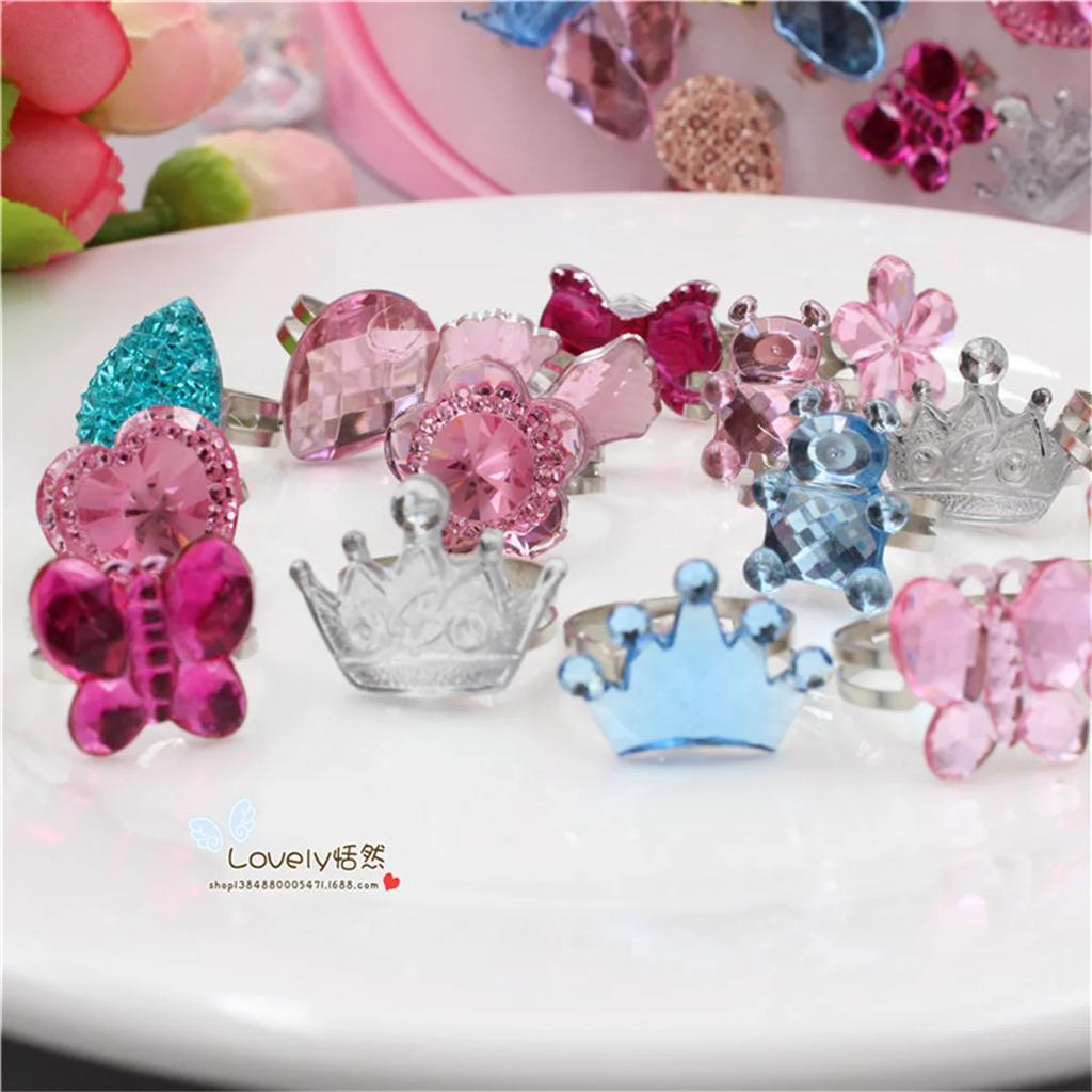 10/24/36/Set Niedliche Cartoon Acryl Kleine Ringe Herzförmige Geschenkbox Set Harz Kinderspielzeug Schmuck Das Beste Weihnachtsgeschenk Ringe