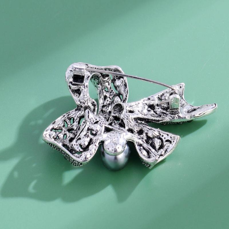 Exquisite Vintage Rhinestone Bow Brooches For Women Clothing Coat Jewelry Accessories Gifts