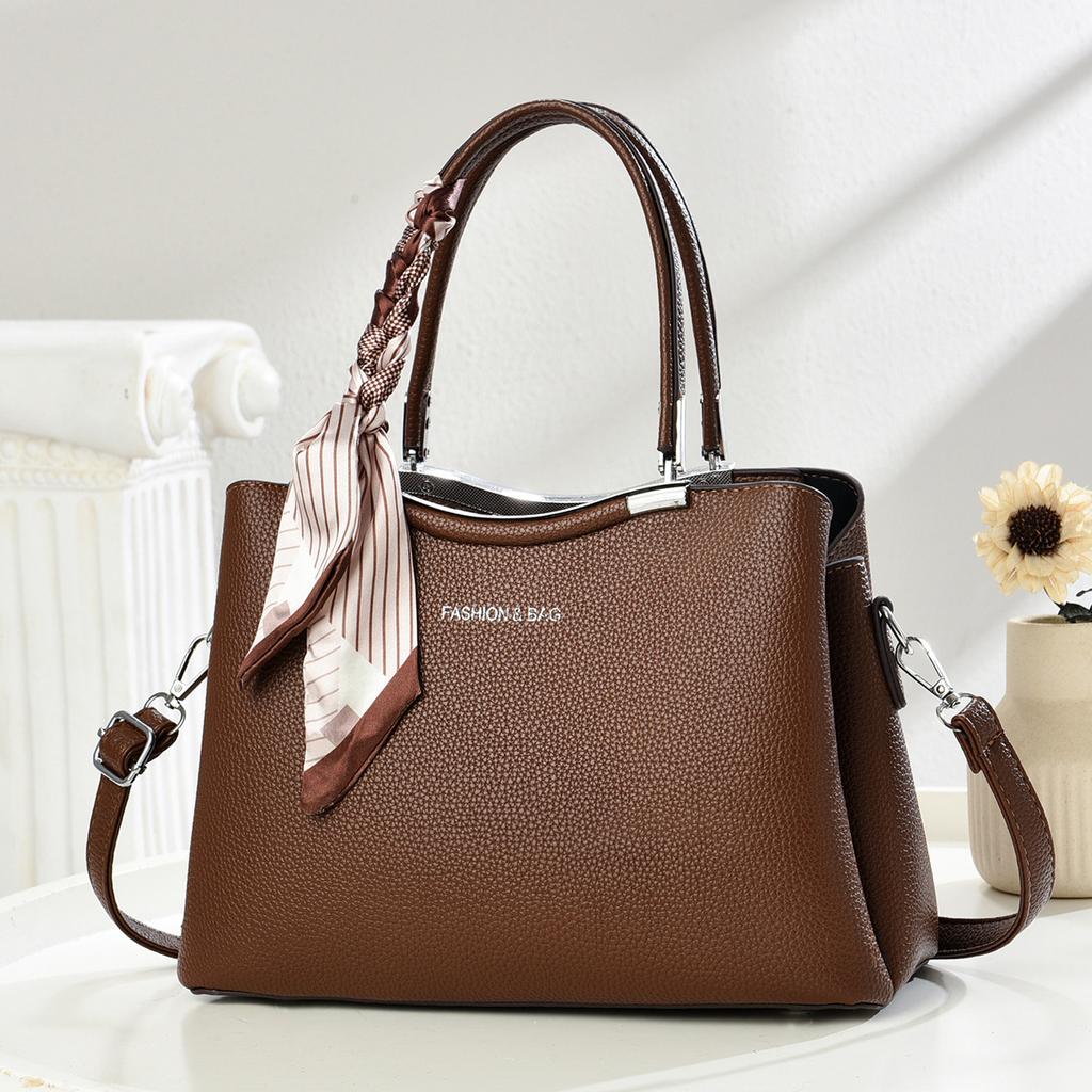 Nova bolsa de ombro transversal leve de luxo de alta qualidade com grande capacidade, macia, durável, fashion, requintada, leve, para deslocamentos, para atividades ao ar livre