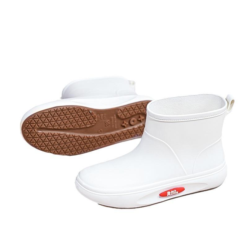 Water shoes women's short tube outer wear short rain shoes student fashion rain boots thermal rubber shoes low tube water shoes fashion