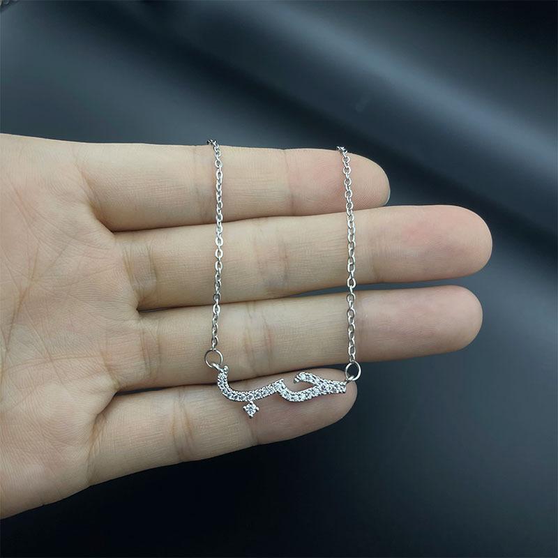 C175 Trendy Inlaid Diamond Necklace Light Luxury Elegant Simple Collarbone Chain Women Versatile Fashion Jewelry Charm Accessories