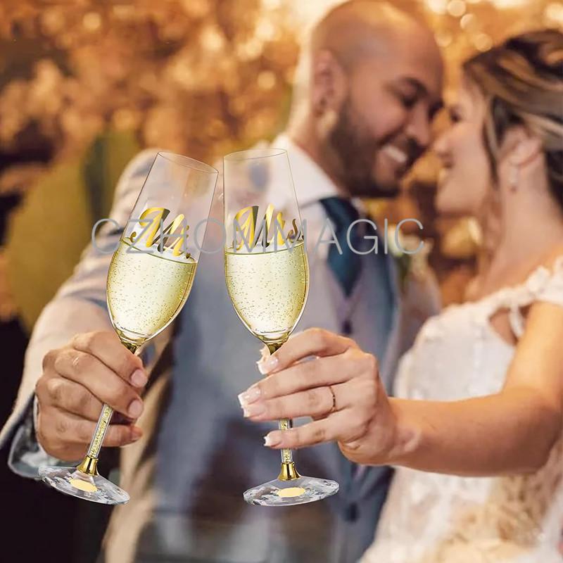 2pc 200ml Wedding Crystal Champagne Flutes Glasses Engraved Mr & Mrs Set for Bride and Groom Toasting Champagne Flutes Cup Gifts